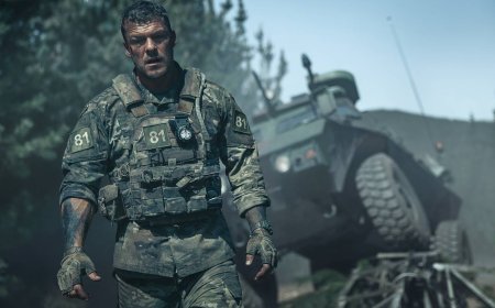 War Machine review: A lean, mean Predator redux for Reacher's Alan Ritchson