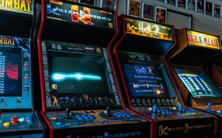 Which of these two arcades is the "world largest"—and does it matter?