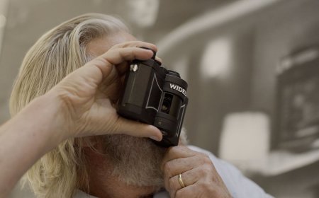 Jeff Bridges Absolutely Loves His New WideluxX Panoramic Film Camera