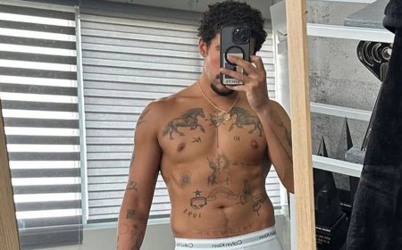 Bad Bunny Thirst Traps To Kick Off His 32nd Birthday!
