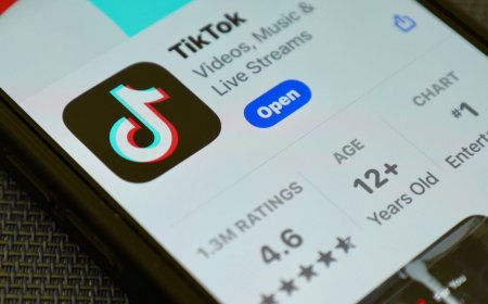 Oracle (ORCL) Stock — $2 Billion TikTok Joint Venture Investment Disclosed