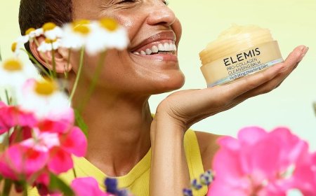 Get $133 Worth of Elemis Cleansing Balm for $78–41% Off Now!