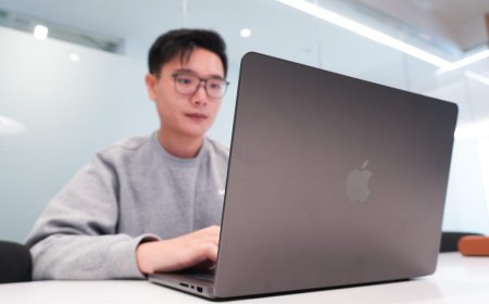 Should you upgrade to M5 MacBook Pro from the M1? Short answer: It's probably time