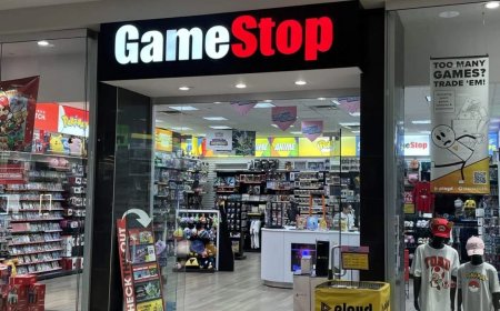 GameStop (GME) Stock: Analyst Predictions Ahead of March 24 Earnings Release