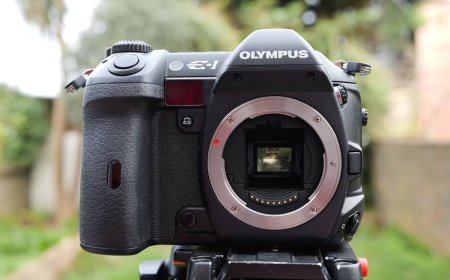 Testing the Very First Four Thirds DSLR 23 Years After it Launched