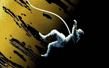 Brandon Sanderson calls Project Hail Mary the best sci-fi in years