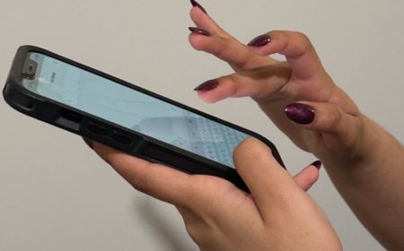 Long fingernails vs. touchscreens: This nail polish could help