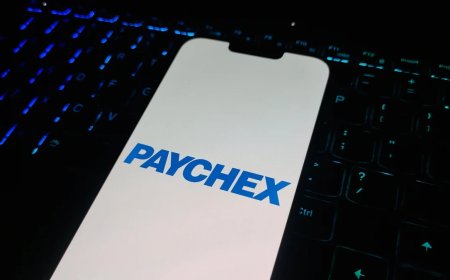 Paychex (PAYX) Stock Slides 3.09% as Cost Pressures Overshadow Robust Q3 Performance