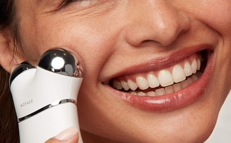 This On-Sale Viral Device Delivers Instant Face Lift–Like Results