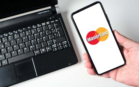 FTC Issues Debanking Warnings to Visa (V), Mastercard (MA), PayPal (PYPL), and Stripe