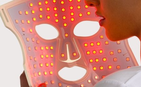 These Expert-Approved Red Light Devices Work & Are on Sale at Amazon