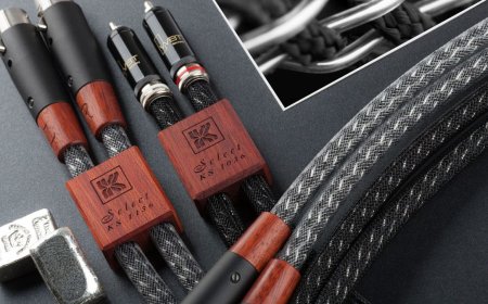 Comparison of $4,000 boutique audio cable to $7 Amazon Basics cable shows audiophiles waste a lot of money — scientific audio equipment analysis with analyzer shows no difference in quality