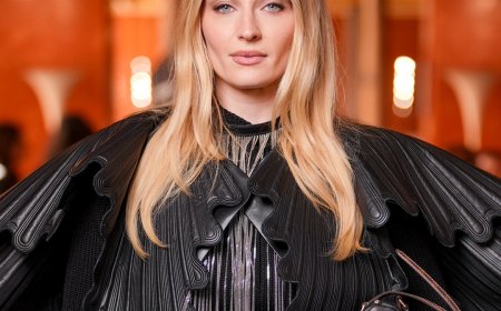 Sophie Turner Suffers Injury While Filming Tomb Raider Series