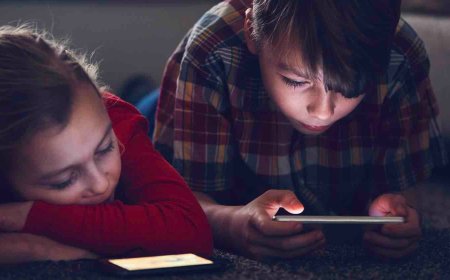 Australia Threatens Legal Action Over Under-16 Social Media Ban Breaches