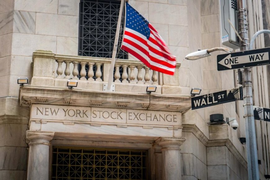 Stock Market Futures Plunge as Trump Warns Conflict May Last Months