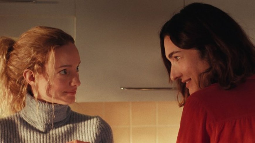 ‘Two Women’ Trailer: This Sundance Winner Is the Frothy, Fun, and French-Speaking Sex Comedy We Need