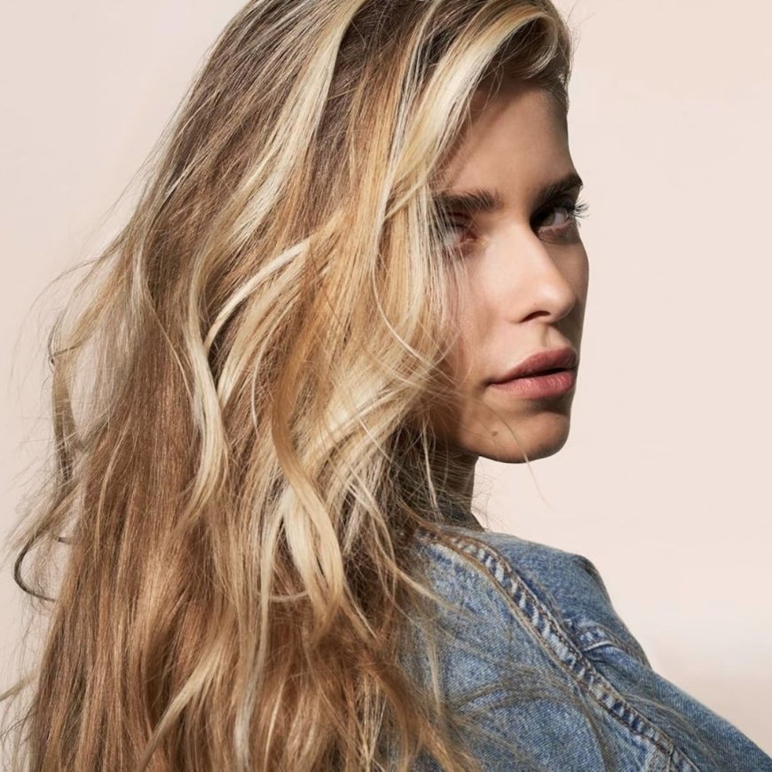 Get the Perfect '90s Blonde Hair with Tips from Celebrity Colorists