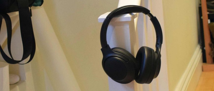 I’ve been using these cheap headphones for a month, and I’d recommend them to anyone who needs an affordable pair
