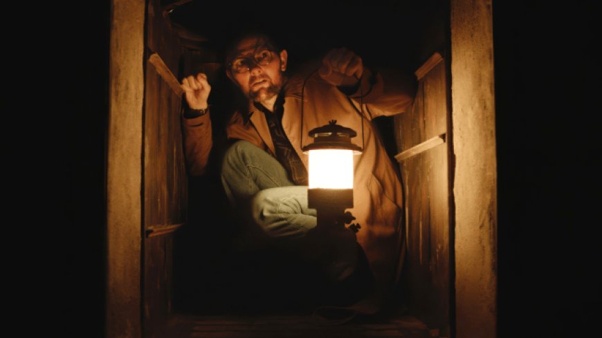 ‘Hokum’ Review: Adam Scott Is Haunted in a Hair-Raising, Often Exhilarating Irish Horror Tale