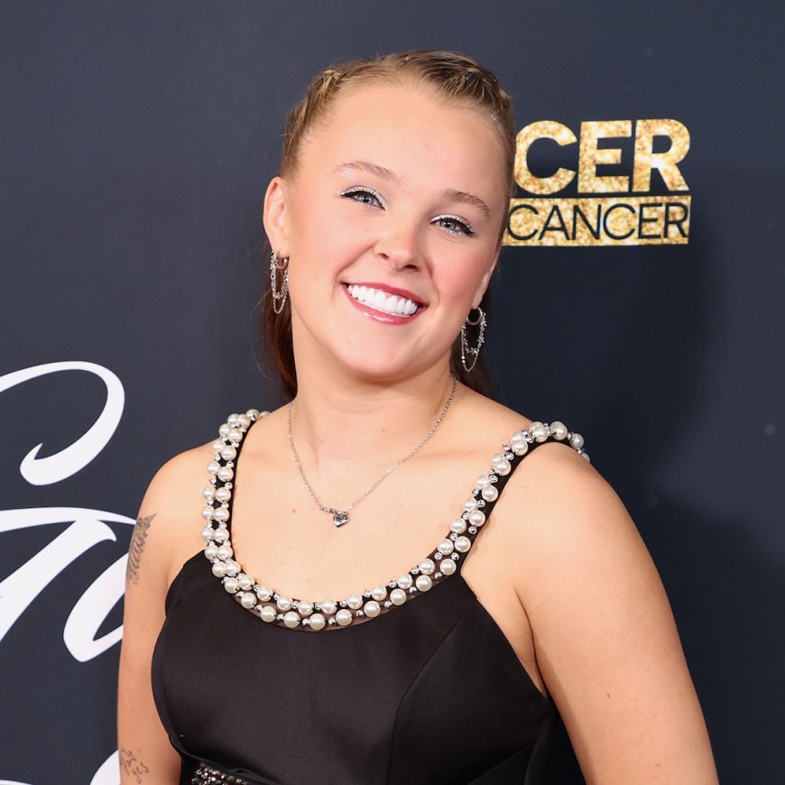 Why JoJo Siwa Feels Like She's Been "2 Different People"