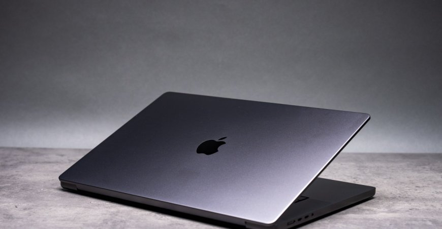 The new MacBook Pro is still fast as hell