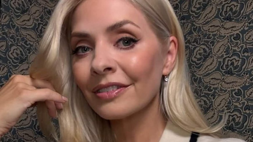 Holly Willoughby's new online show 'revealed' after the beloved broadcaster turned her back on ITV