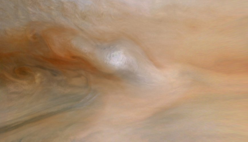 A mission NASA might kill is still returning fascinating science from Jupiter