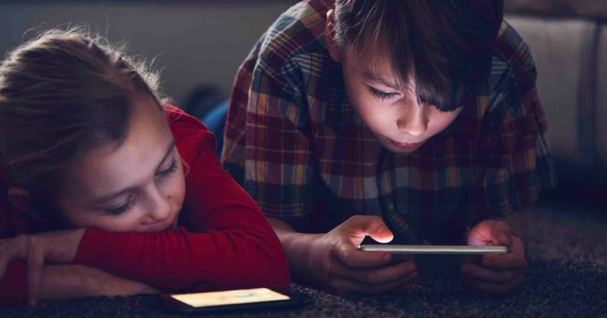 Australia Threatens Legal Action Over Under-16 Social Media Ban Breaches