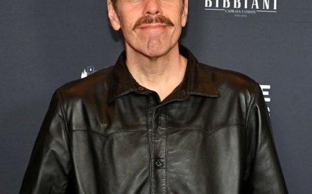Perez Hilton Undergoes Emergency Surgery for "Massive" Blood Clot