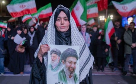 Iranian regime collapse odds drop to 13.5% after US aircraft losses