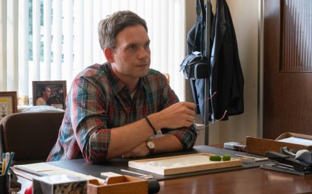 Netflix’s 8-Part Thriller Series Is One Of The Weirdest Shows You'll Ever Watch