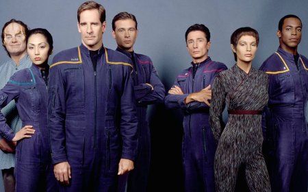 Star Trek: Enterprise: Rejected Twist Would've Made Doctor Phlox A Veterinarian