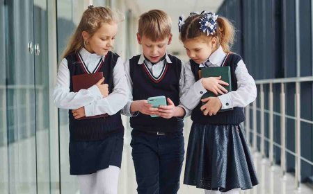 Massachusetts May Ban Social Media for Under 14s in ‘Most-Restrictive’ Bill in the US