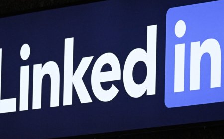 LinkedIn scanning users' browser extensions sparks controversy and two lawsuits