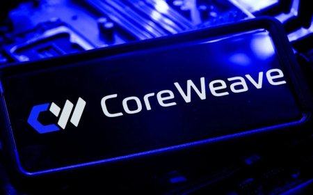 CoreWeave (CRWV) vs Nebius (NBIS): Which AI Cloud Stock Offers Better Returns in 2025?
