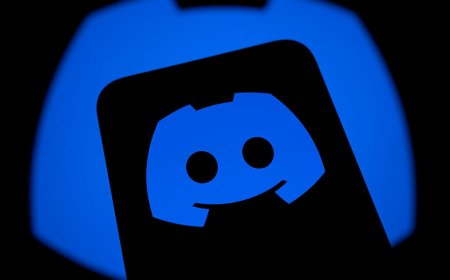 Dad stuck in support nightmare after teen lied about age on Discord