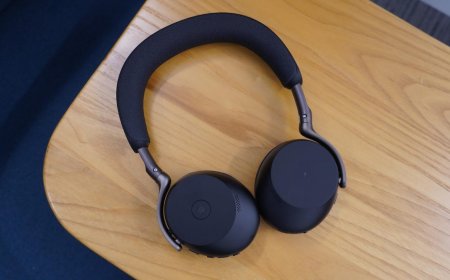 'Finally, a boomless headset for the office': How Jabra made headphones I'd take to a boardroom