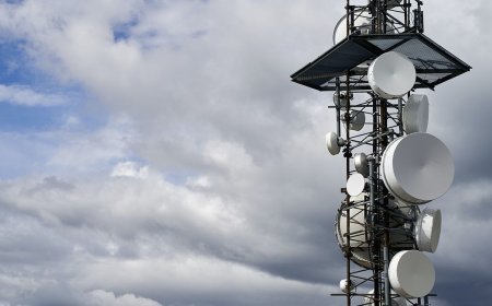 South Korea’s telecom giants surprise 7 million users with unlimited, universal internet — net access declared a 'basic telecommunications right,' 400 Kbps data after monthly plans run out