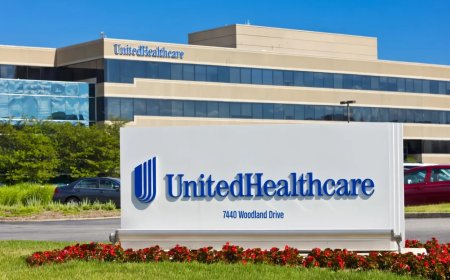 UnitedHealth (UNH) Stock Soars 8% on Medicare Advantage Rate Increase – Can Momentum Last?