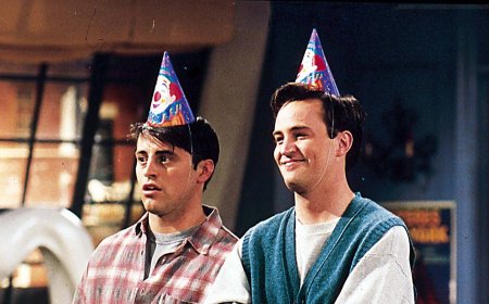 24 Years Later, Chandler's Best Friends Line Is Still One Of The Greatest Sitcom Quotes Of All Time