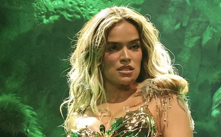 Karol G tells 'struggling' Latino community to 'not feel fear' during historic Coachella set after Justin Bieber's lackluster show
