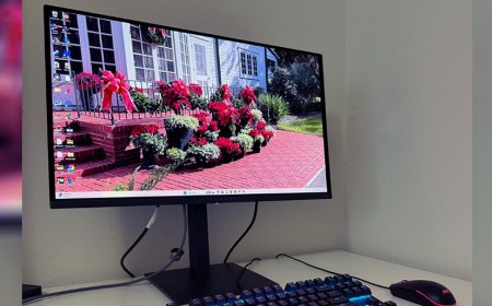 Alienware AW2726DM 27-inch QHD 240 Hz QD-OLED gaming monitor review: A price breakthrough for desktop OLED
