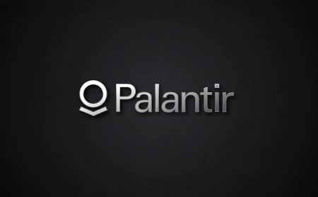 Palantir (PLTR) Stock Surges 4.7% — Should Investors Buy This Tech Dip?