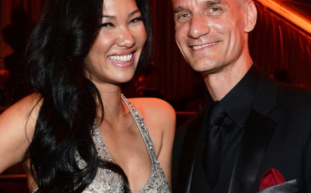 Kimora Lee Simmons' Husband Files for Divorce Amid Prison Sentence
