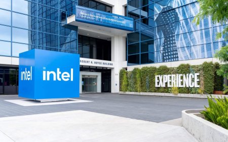 Intel (INTC) Stock Surges on Triple Analyst Upgrade Wave Ahead of Earnings