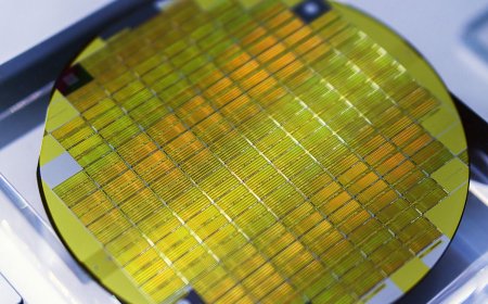 Scientists create electronic devices that function reliably at extreme temperatures from 500 degrees Celcuis to absolute zero — advanced semiconductor material unlocks new possibilities in space tech and quantum computing