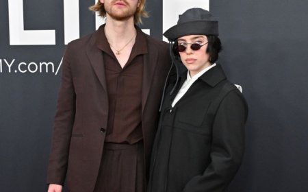 Billie Eilish Reacts to Rumors She and Brother Finneas Are Feuding