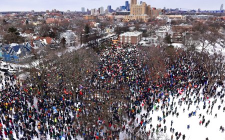 Drone pilot makes US rescind no-fly zones around unmarked, moving ICE vehicles