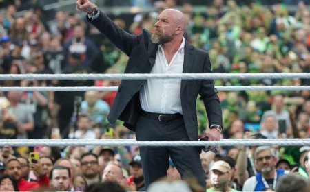 WWE Videos Made by a Glitching AI That Sounds Like It’s Being Strangled Are the Future of Entertainment