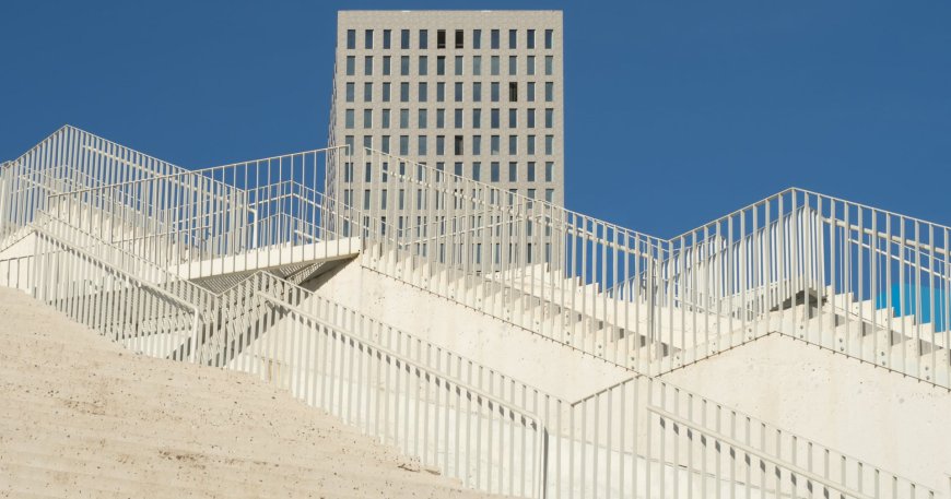 How to Get Pin-Sharp Photos: Fixing Common Causes of Blurry Images